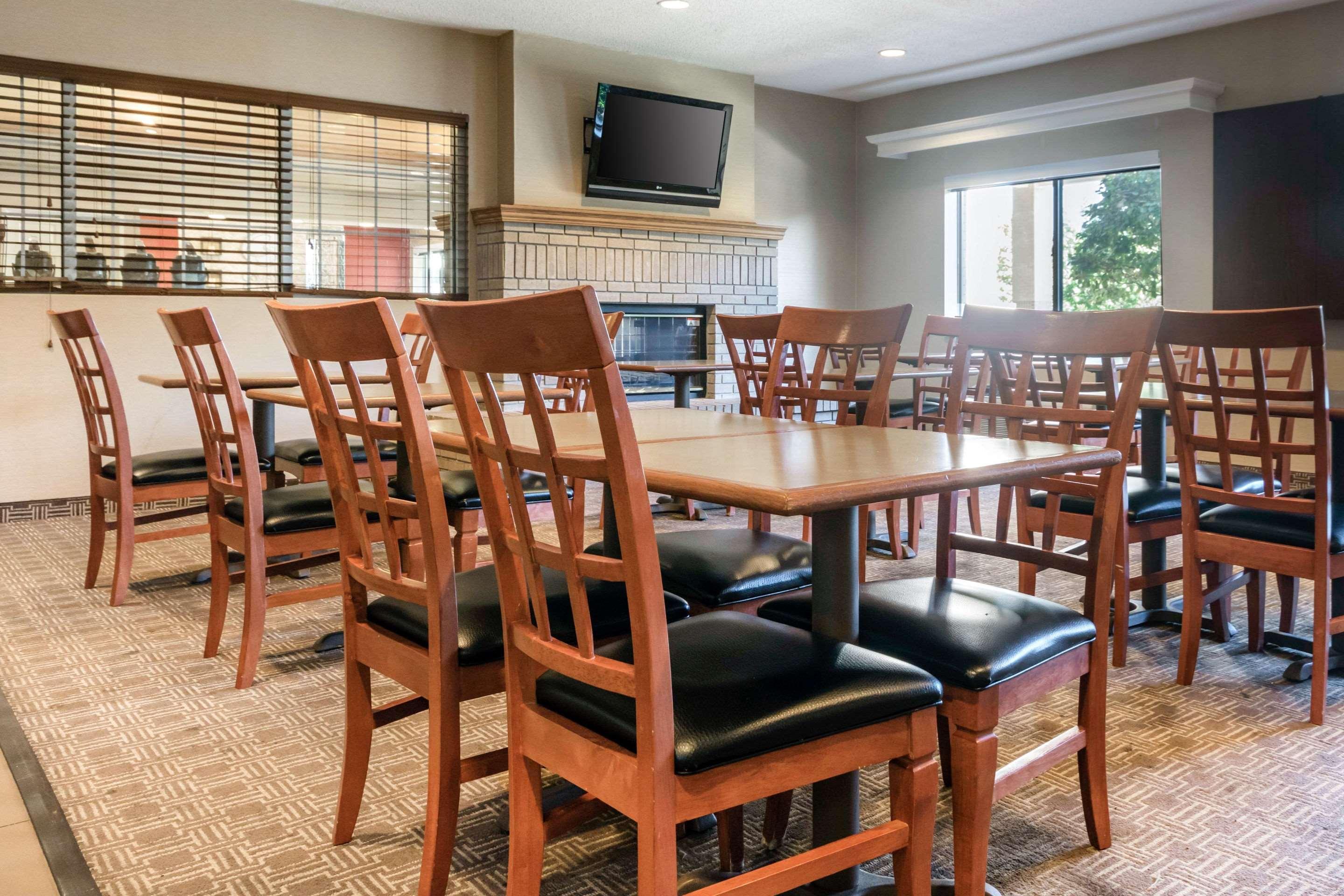 Comfort Suites Keeneland Lexington Exteriör bild