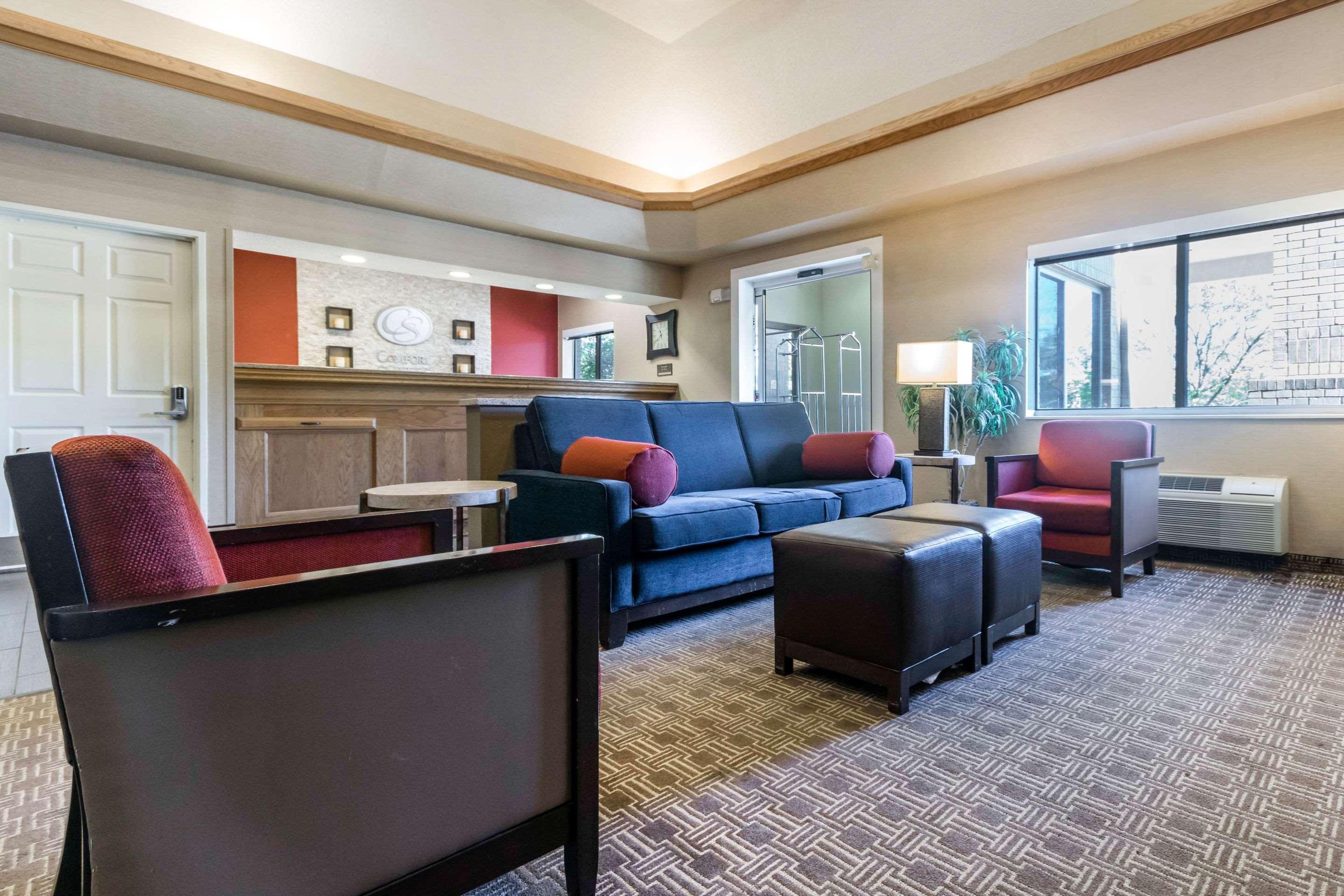 Comfort Suites Keeneland Lexington Exteriör bild