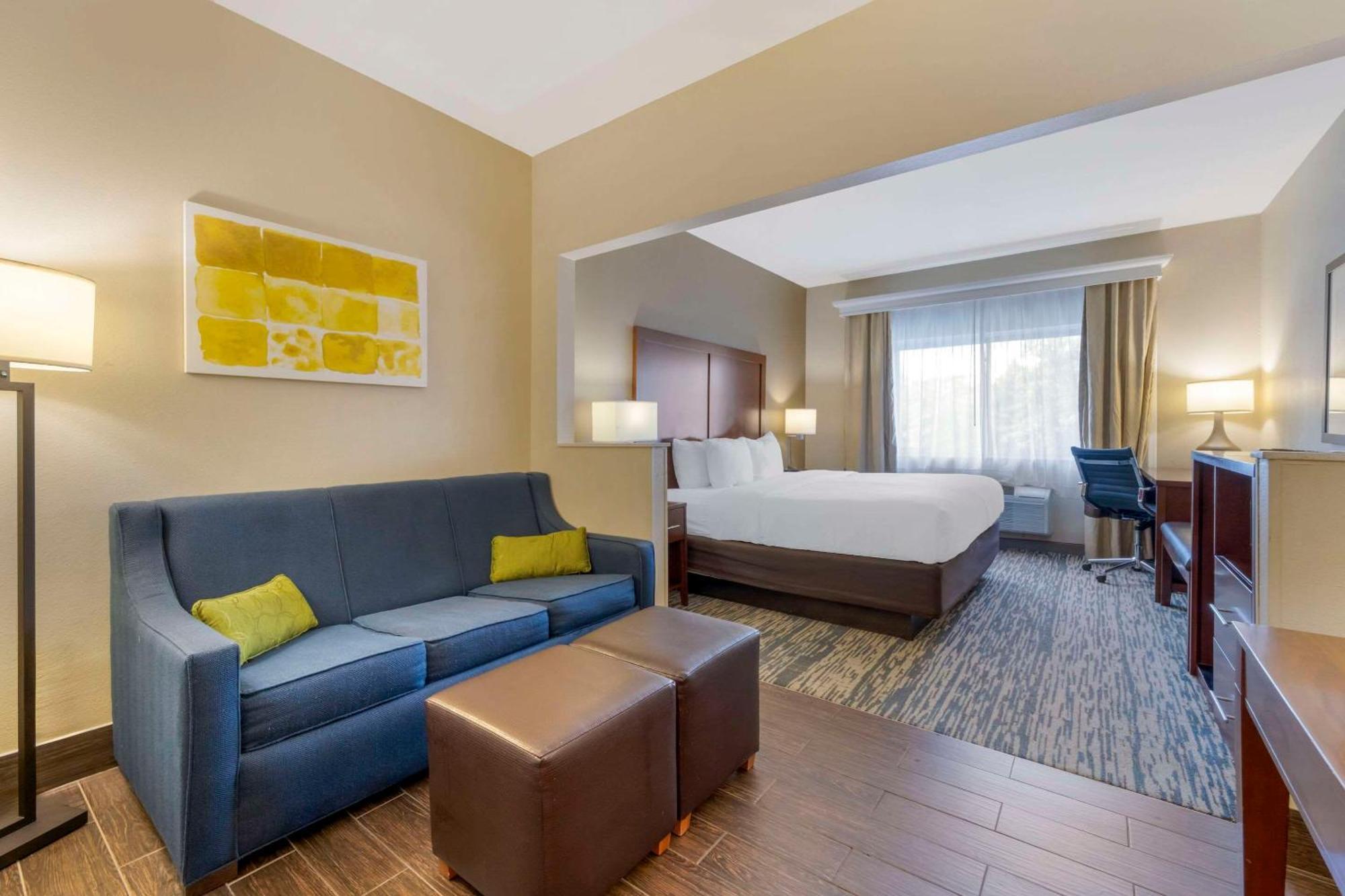 Comfort Suites Keeneland Lexington Exteriör bild